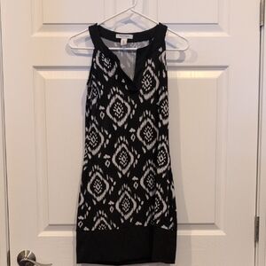 Black and White Sleeveless Dress